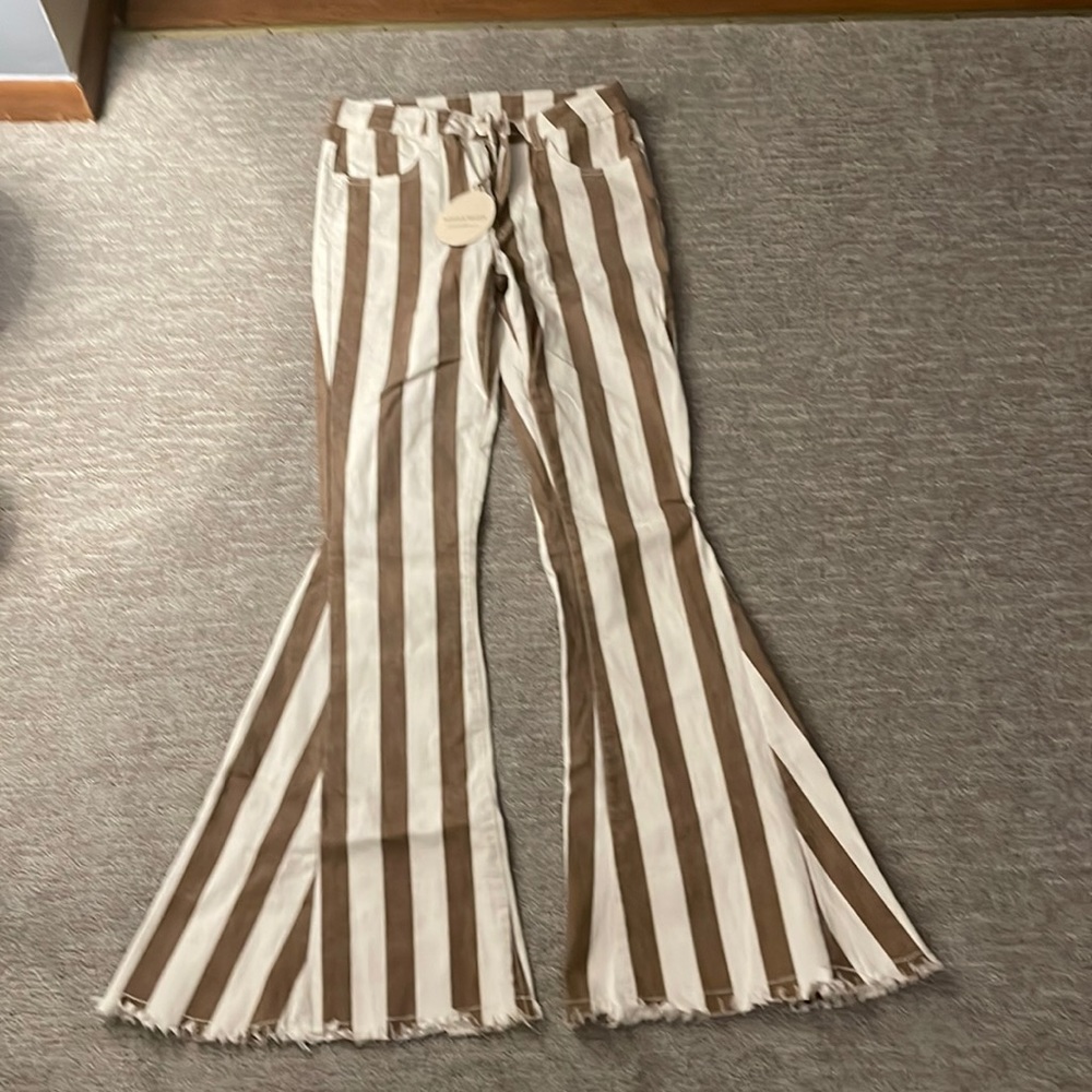 Mid-rise Bell Bottoms